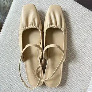 Vince Shoes Vince Venice Slingback Flat Macadamia Leather Size